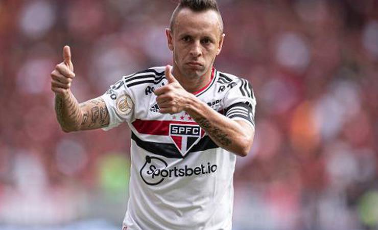 Scarpa, David Luiz e mais: 35 jogadores que já podem assinar pré-contrato