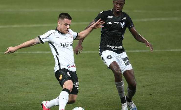 Globo terá Corinthians por três semanas seguidas contra Libertadores no SBT