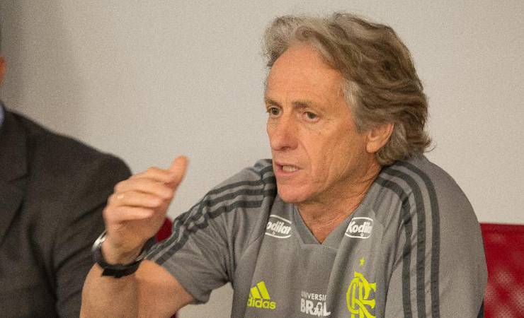 Jorge Jesus aponta Brasileirão como "o campeonato mais difícil do mundo"