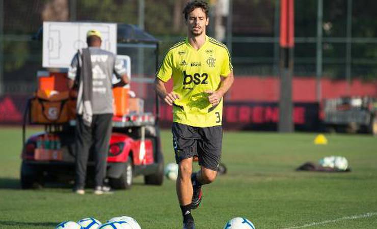 Rodrigo Caio tem nova lesão constatada e vira mais uma baixa no Flamengo