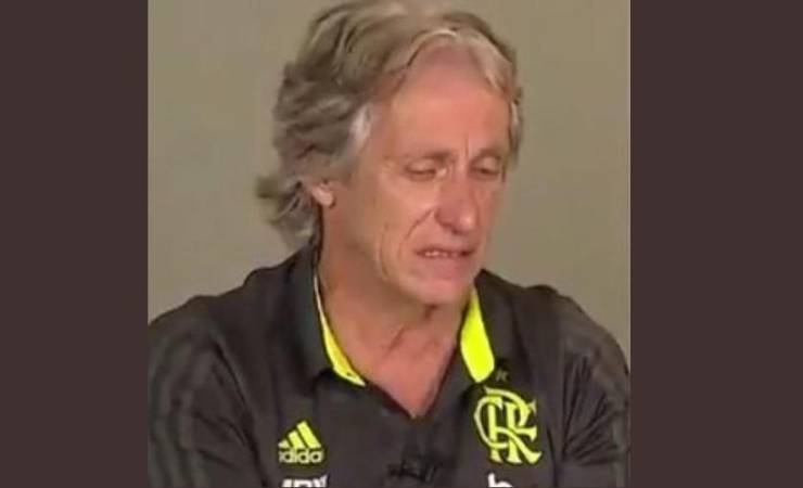 Veja a reação de Jorge Jesus ao saber que Fla desistiu de Balotelli