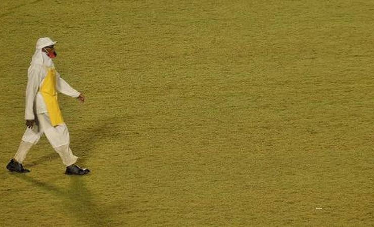 Surtos e reforços adiados: como covid impacta volta dos times da Série A