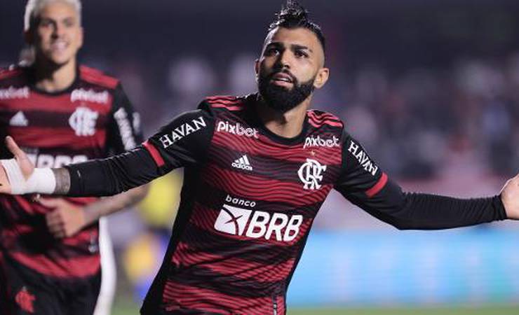 Gabigol rebate crítica por excesso de cartões no Flamengo em rede social