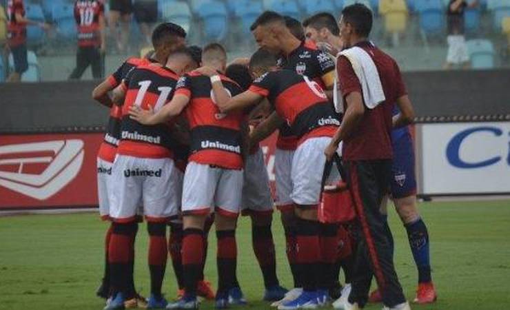 Em Goiás, jogadores pedem que direito de arena seja passado direto a eles