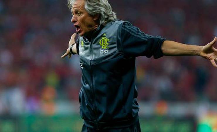 Mauro Cezar: "Um ano depois e ainda tentam diminuir a importância do Jesus"