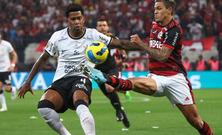 Flamengo amplia favoritismo, mas Corinthians mostra como pode surpreender