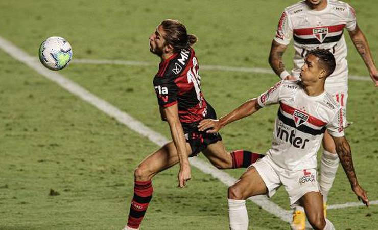 Flamengo é campeão brasileiro mesmo após perder para o São Paulo no Morumbi