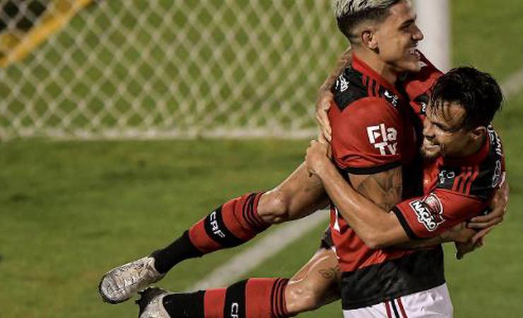Flamengo bate Volta Redonda com três de Pedro e encaminha vaga na final