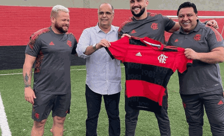 Ex-BBB Arthur é anunciado como reforço do Futebol 7 do Flamengo