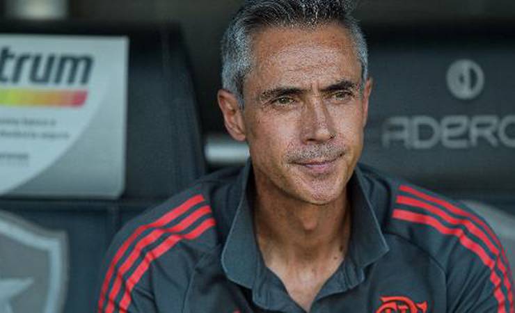 Paulo Sousa critica falta de profundidade, mas defende rotação no Flamengo