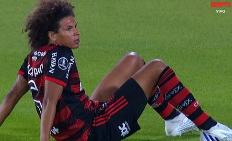 Arão reconhece má atuação do Fla, mas destaca início de trabalho de Dorival