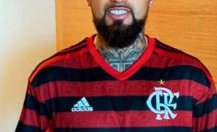 Vidal joga bem na Champions, flamenguistas se animam e sonham com chileno