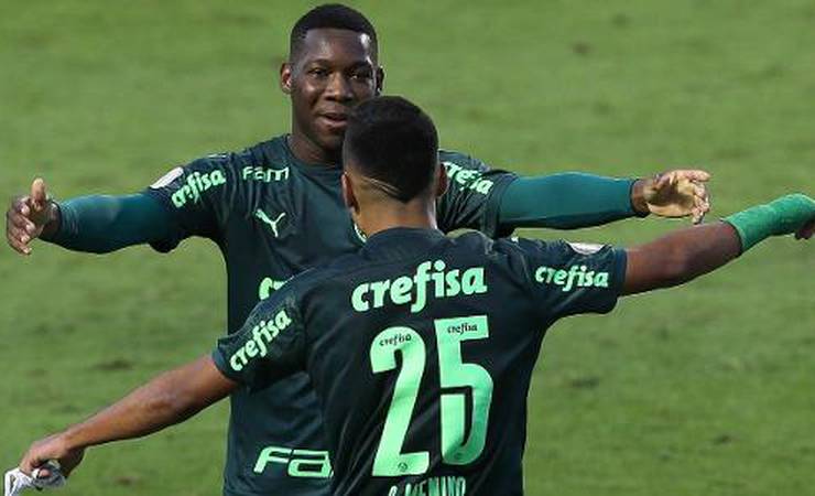 Números: Pandemia faz futebol brasileiro comprar menos e usar mais a base