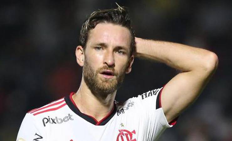 'Família Pereira', com Leo e Andreas, salva Flamengo; Gabigol leva zero