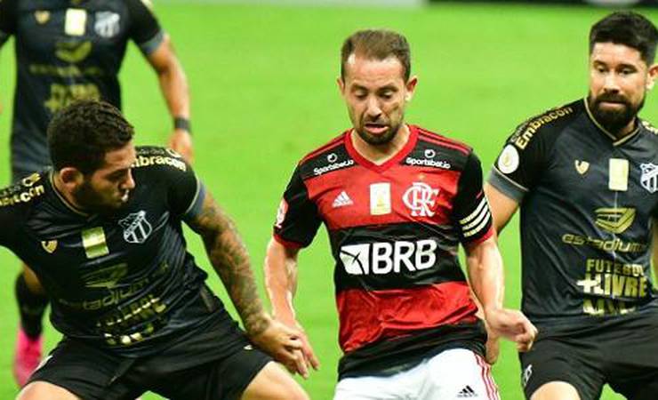 Flamengo perde para o Ceará e vê fim de sequência de vitórias no Brasileiro