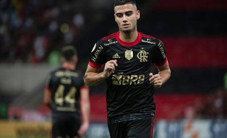 RMP: "Flamengo continua pobre de ideias mesmo com time quase completo"