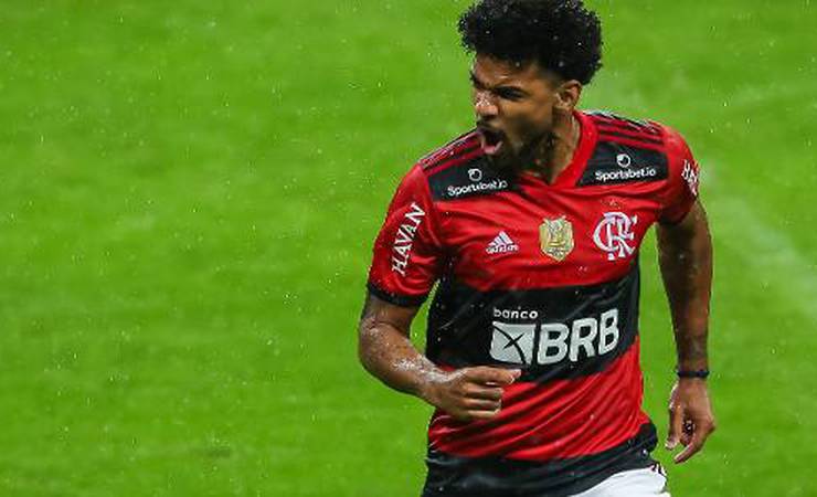 São Paulo avalia contratação de zagueiro Bruno Viana