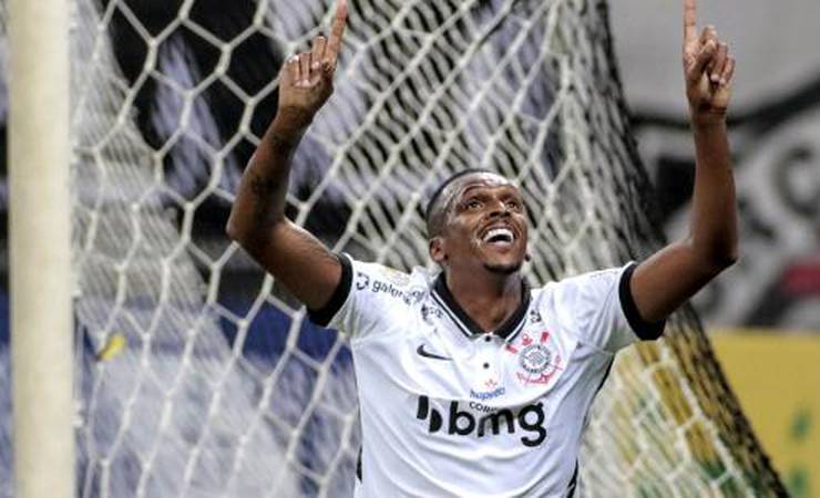 Corinthians domina seleção dos mais escalados da quarta rodada