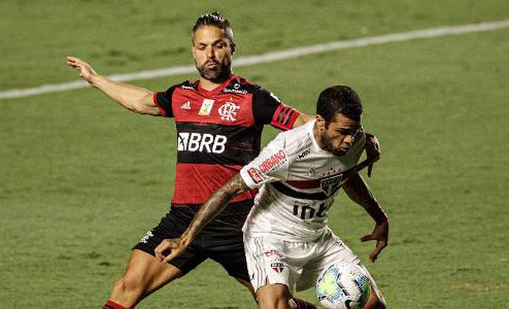 Mauro Cezar: Hoje não existe nada entre Flamengo e Daniel Alves
