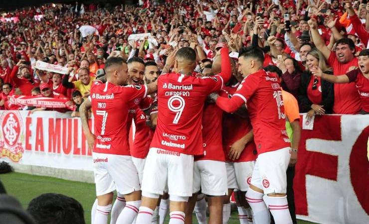 Jogo com Flamengo é teste para pilar de novo momento do Inter