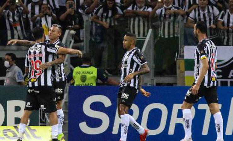 Atlético-MG tem 94,4% de chance de ser campeão; Grêmio tem 85,8% de cair