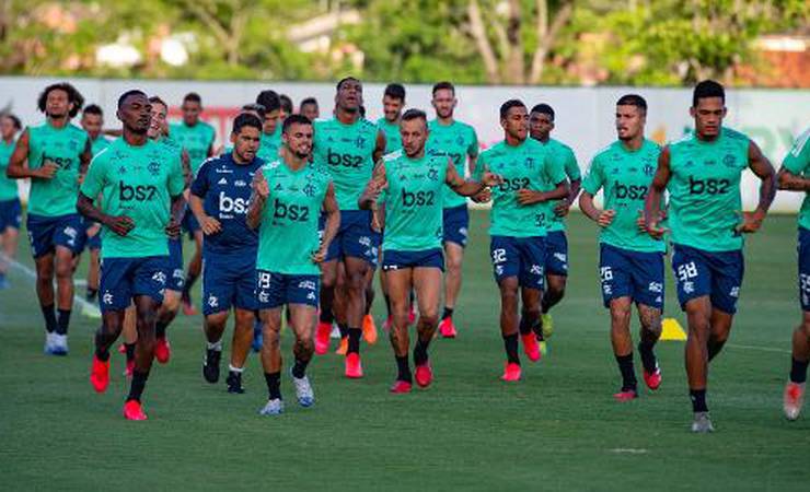 Elenco do Flamengo volta ao Ninho para fazer exames e avaliações físicas