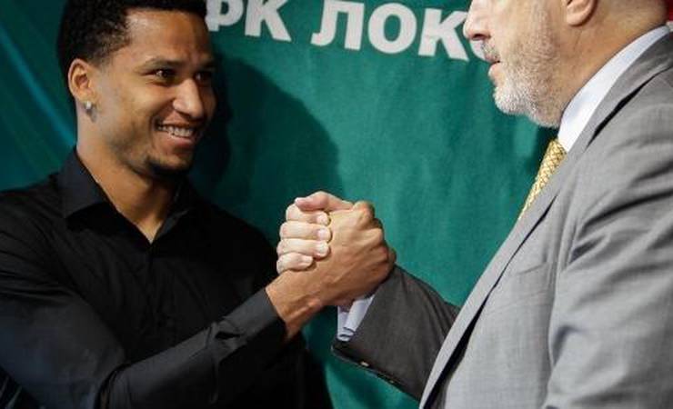 Palmeiras avança para pagar R$ 14 milhões por zagueiro Murilo