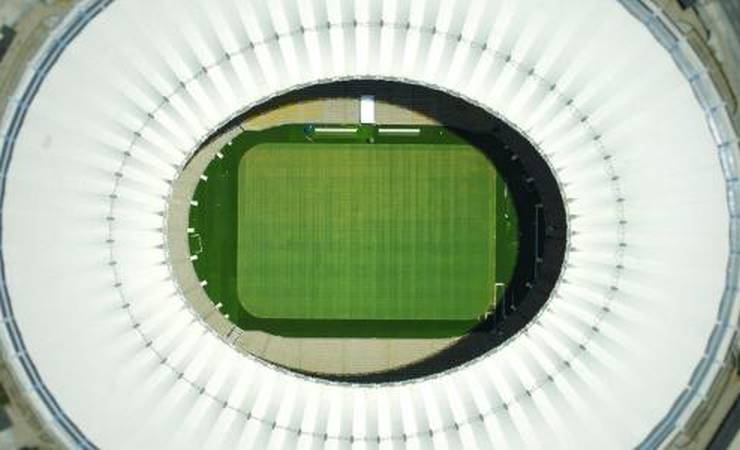Vai ser o fim das críticas? Conhecemos o novo gramado do Maracanã