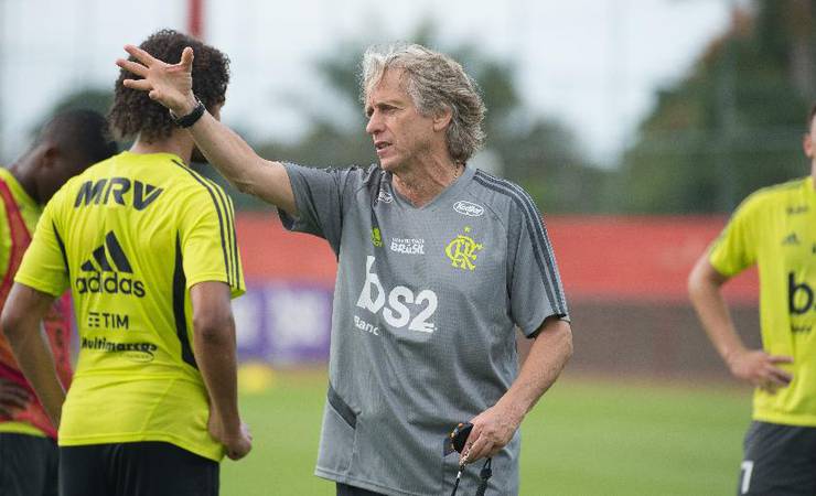 Fla chega em reta final de preparação ainda sem atender desejos de Jesus