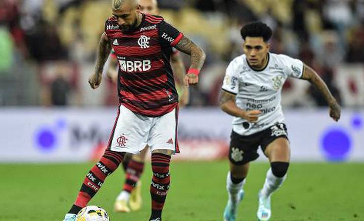 Depois de 12 jogos, a primeira derrota dos reservas do Flamengo