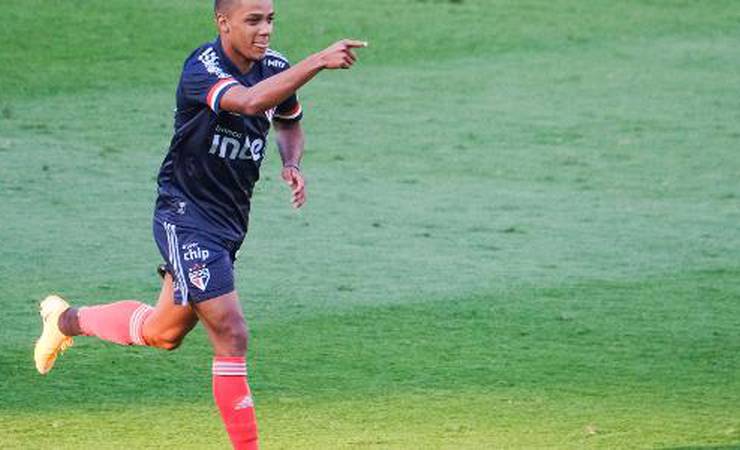 Quem mais ganhou de virada no Brasileirão na era dos pontos corridos