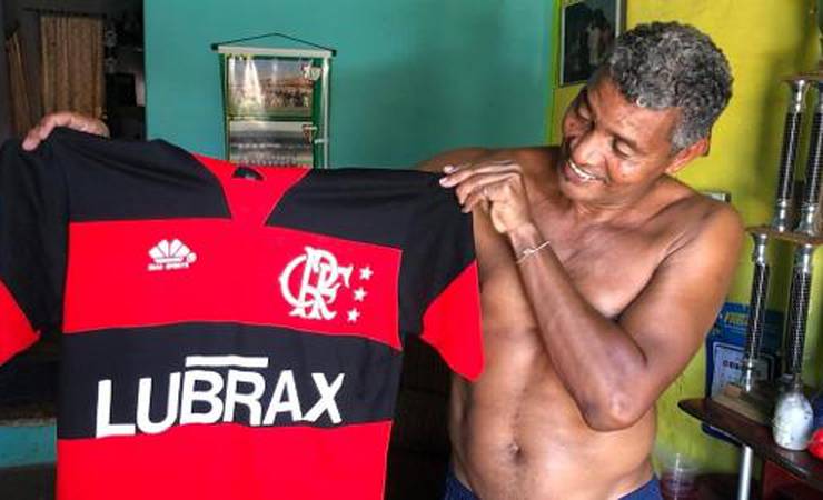 Ele usou a 10 de Zico no Fla, jogou com Sócrates e teve relíquias furtadas
