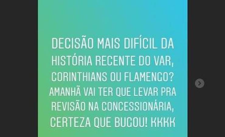 Marcos 'entra na onda' da web e zoa VAR de Corinthians x Flamengo: "bugou"