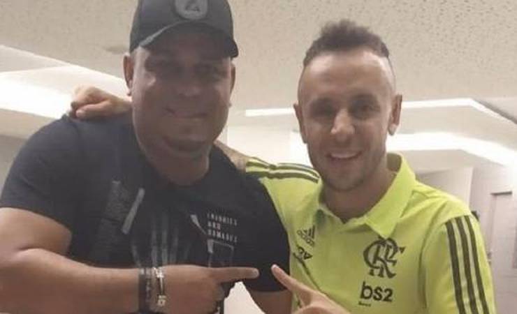 Lembra dele? Ex-Fla, Val Baiano diz que Rafinha "está voltando" ao clube