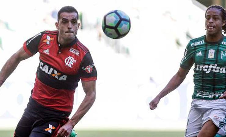 Palmeiras leva vantagem no confronto contra o Flamengo em Brasileiros