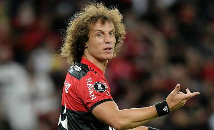 Sonho? Torcedores do Flamengo se encantam com estreia de David Luiz