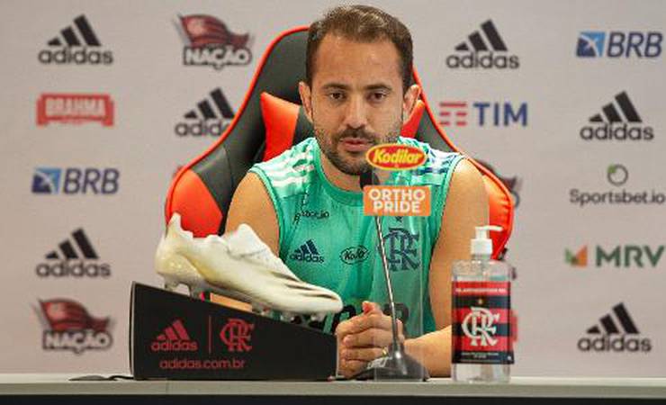 Everton Ribeiro vê Fla confiante e admite "secada de leve" contra Inter