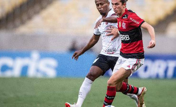 Globo transmitirá jogo remarcado entre Athletico e Fla em horário atípico