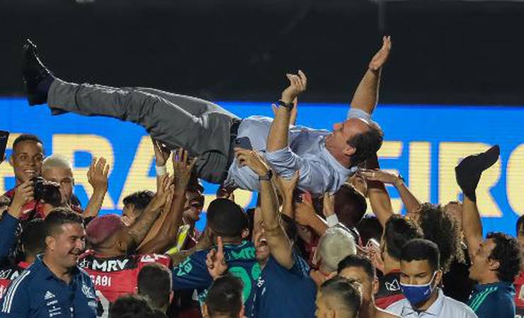 Emocionado, Ceni diz que sucesso no Flamengo tem sabor especial