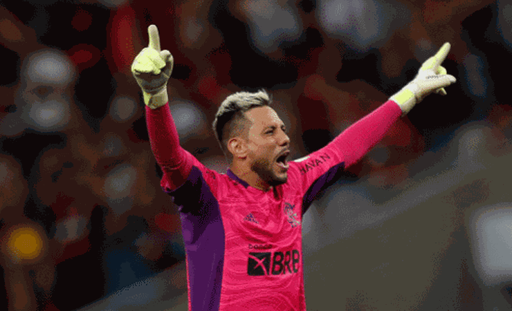 Diego Alves faz defesas incríveis em vitória do Fla; veja a sequência