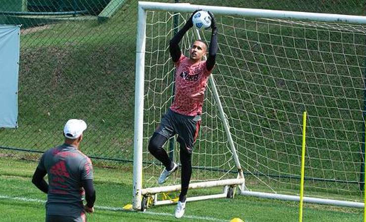 Gabriel Batista ainda acredita no tricampeonato brasileiro do Flamengo
