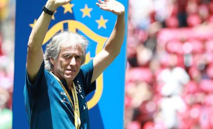 A lição de Jesus ao Flamengo: técnico estrangeiro usa Brasil como trampolim
