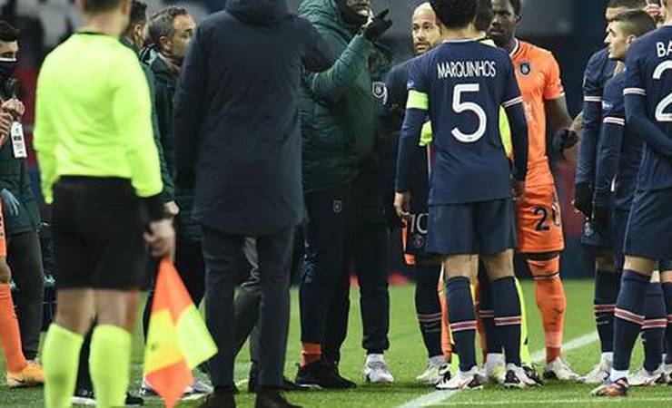 Racismo na Liga dos Campeões pode forçar Uefa a rever código disciplinar