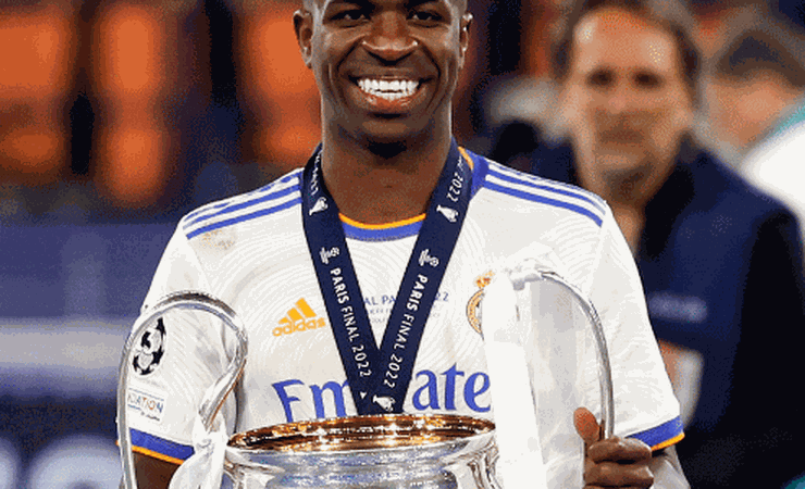 Vini Jr é segundo jogador mais valioso do mundo atrás de Mbappé, diz estudo