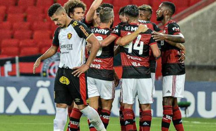 Flamengo vence primeira da maratona e Gerson brilha como ponta armador
