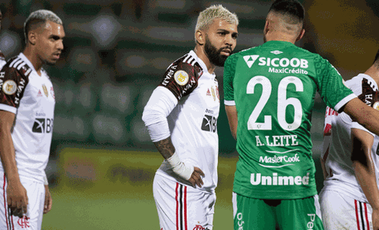 Por que CBF não divulga áudio de VAR de impedimento de Gabigol contra Chape