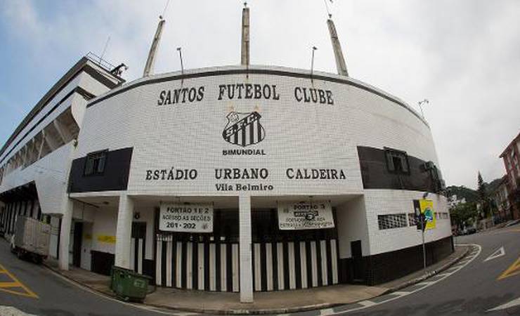 Ex-jogador responsabiliza Santos por aposentadoria e pede R$ 178 mil