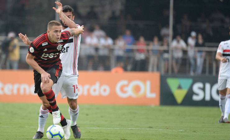 Piris se consolida como opção para um Flamengo menos vulnerável