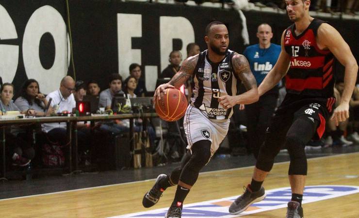 Flamengo derrota o Botafogo no jogo 4 da semifinal do NBB e pega Franca na decisão