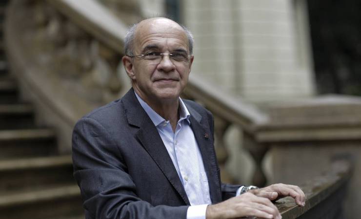 Vice jurídico do Flamengo cobra suspensão de Bandeira e rebate ex-presidente, mas descarta expulsão